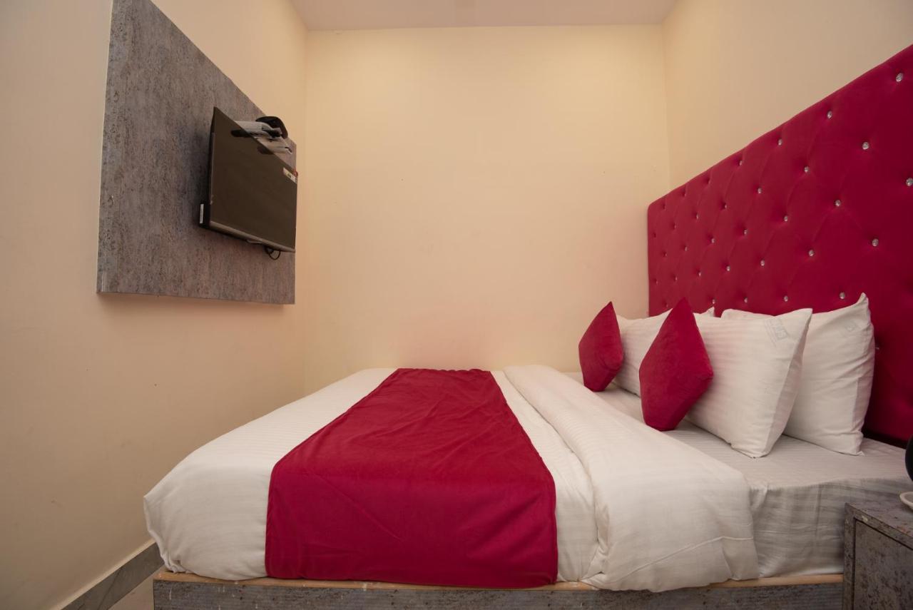 Hotel Priceless Suite Bombay Exhibition Centre Goregaon West Mumbai Luaran gambar